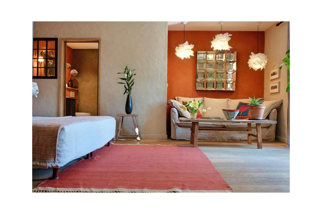 Bed and Breakfast Les Jardins De Sitaara Cucuron Exterior foto